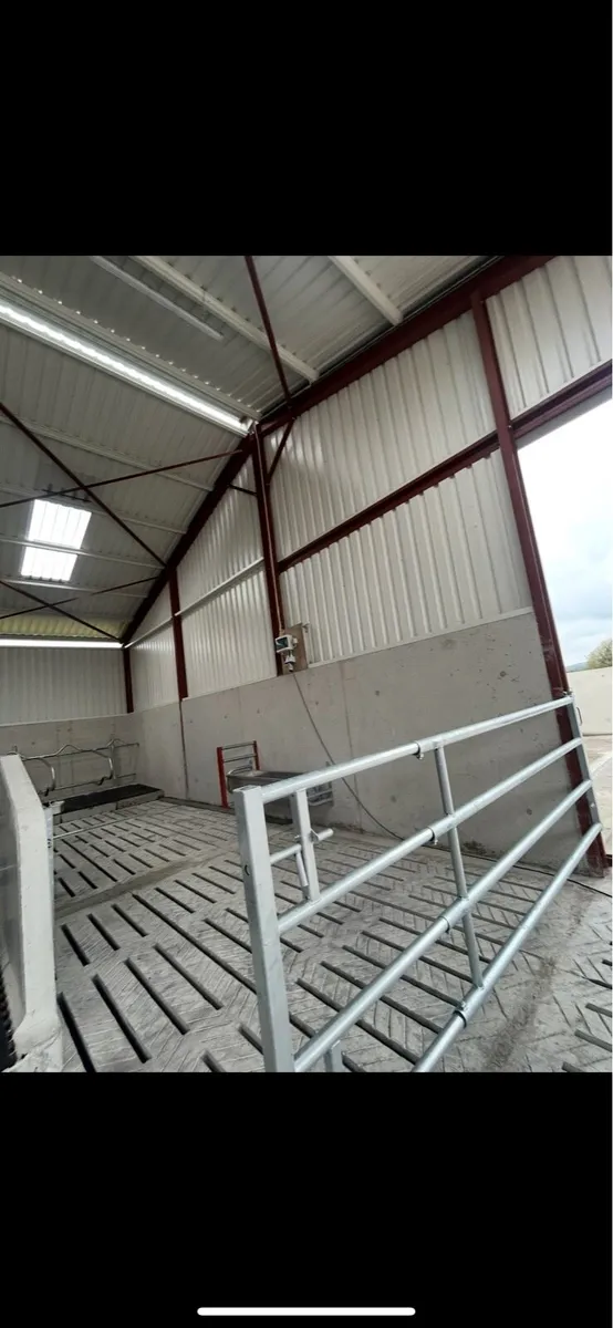 Farm buildings - Image 4