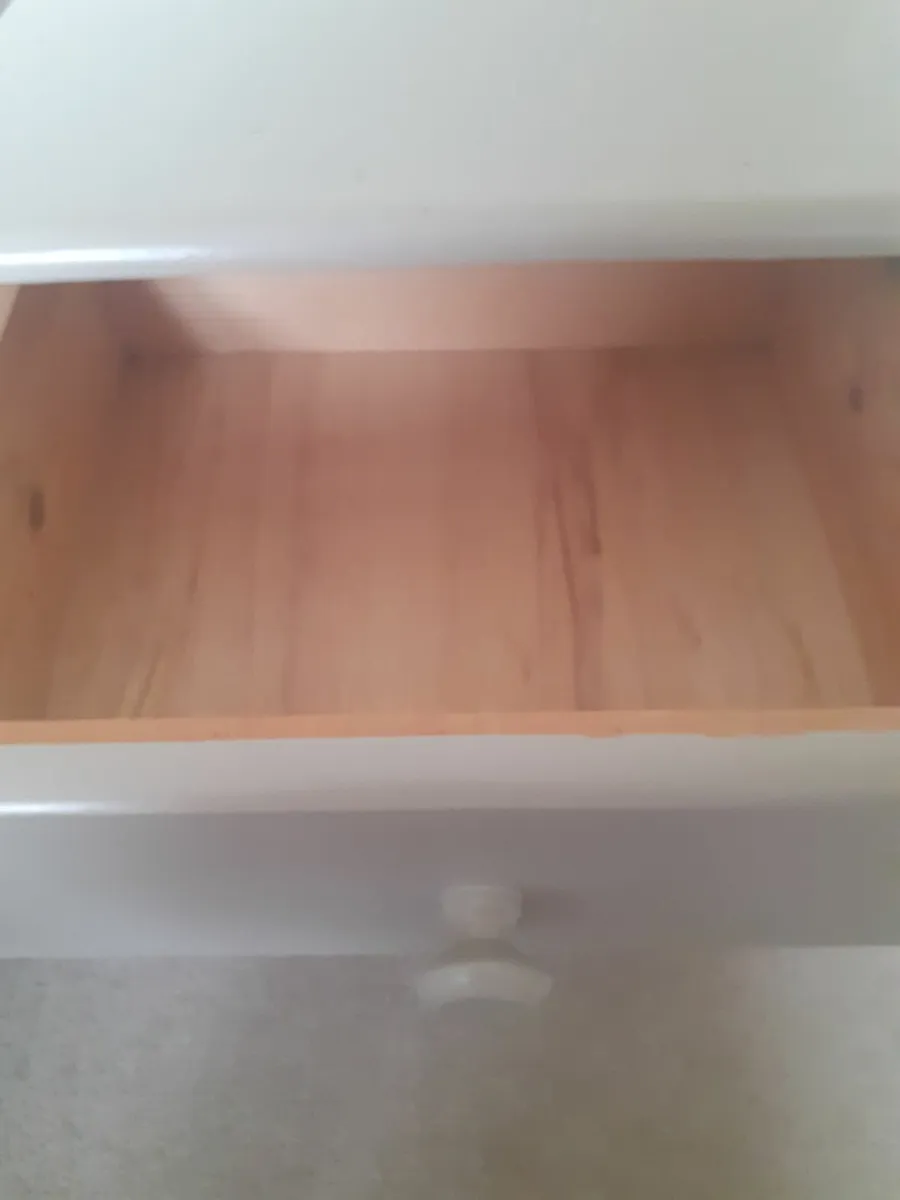 Locker.....3-drawer, wood. - Image 3