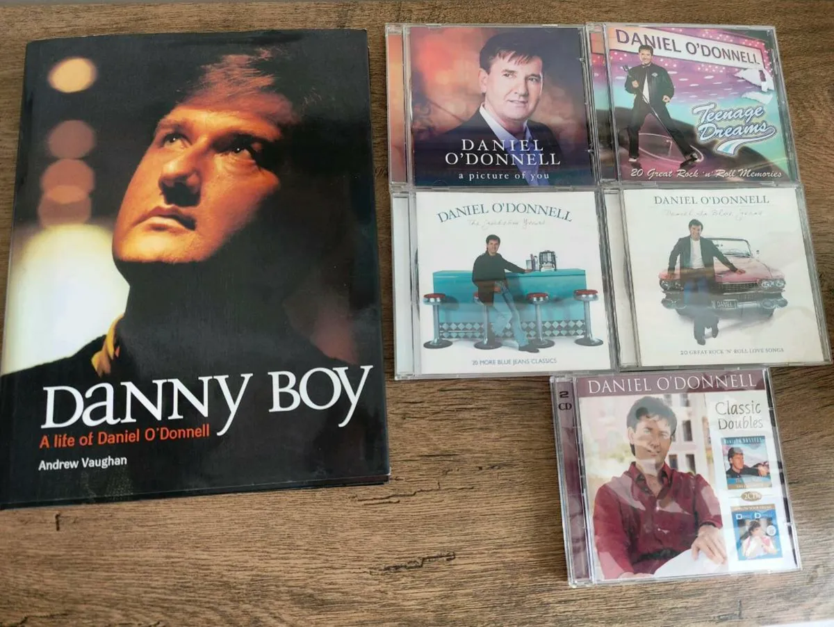 Daniel O Donnell book and CDs - Image 1