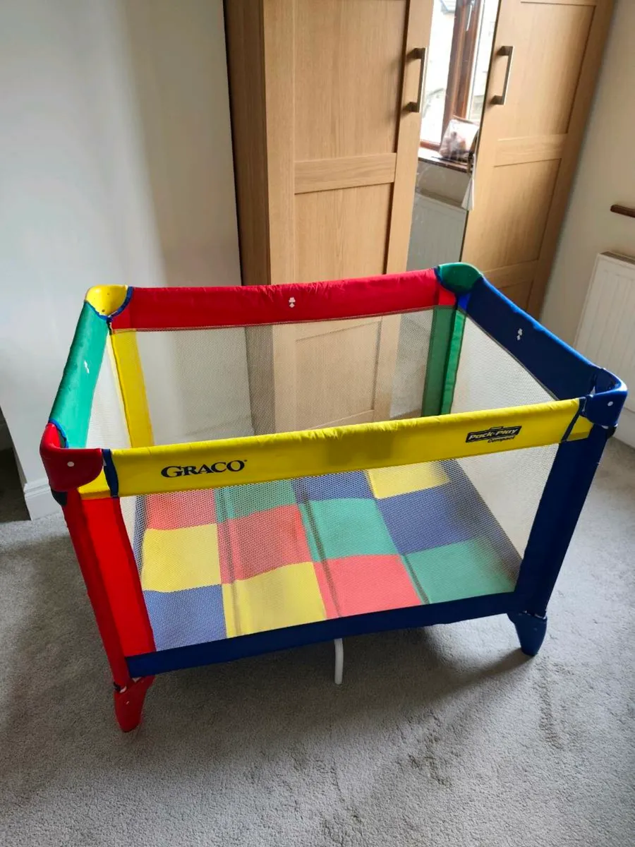 Free single bed - Image 4