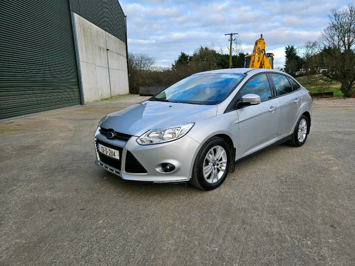 Ford Focus 1.6 D Saloon - Image 2