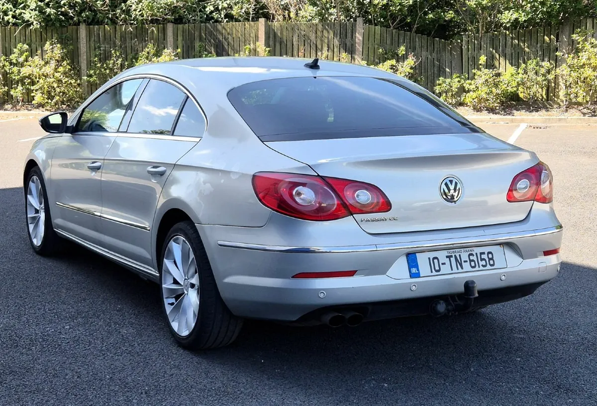 Volkswagen Passat 2010 - Image 3