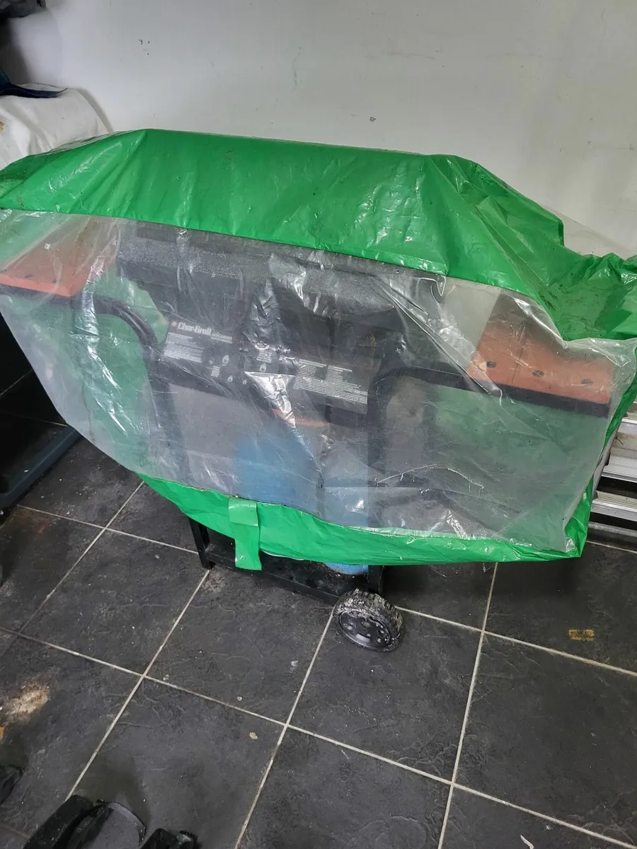 Gas bbq - Image 2