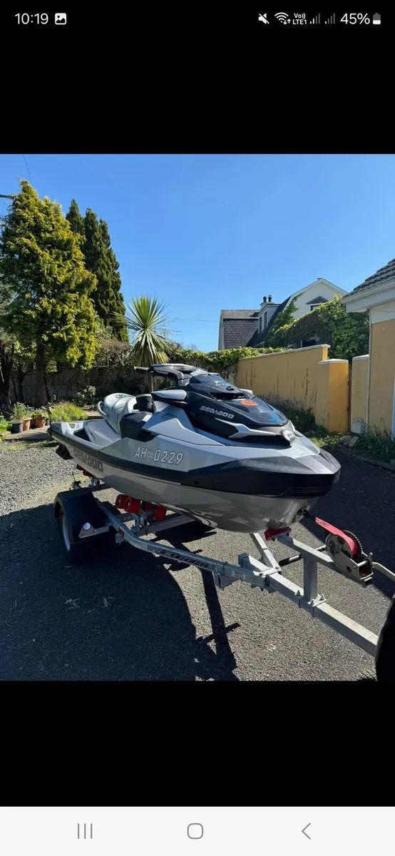 Jet ski - Image 3