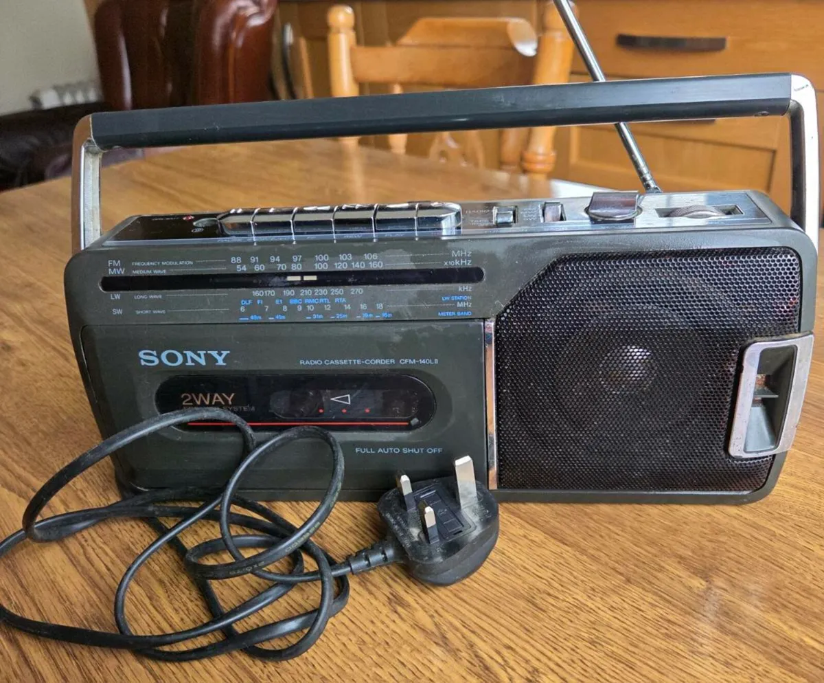 SONY  Radio - Image 2