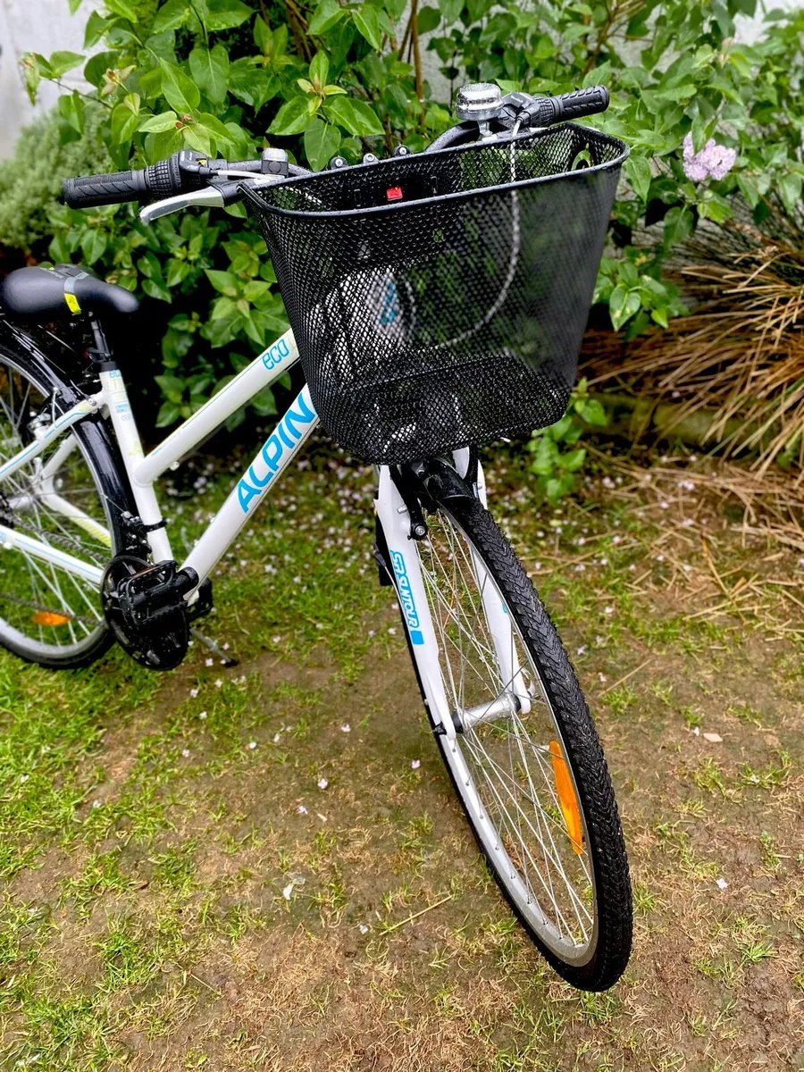 ALPINA ECO LADIES BIKE HYBRID CROSS/TREKING BIKE - Image 2