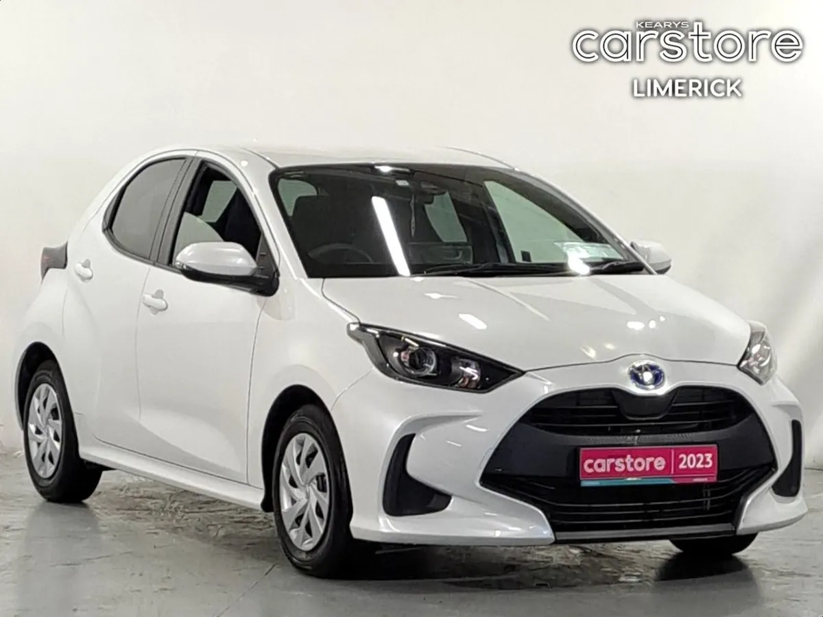 Toyota Yaris Hybrid - Image 1