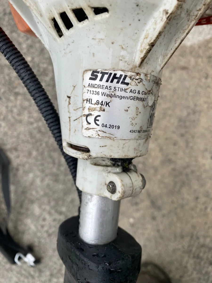 Stihl hedge trimmer - Image 2