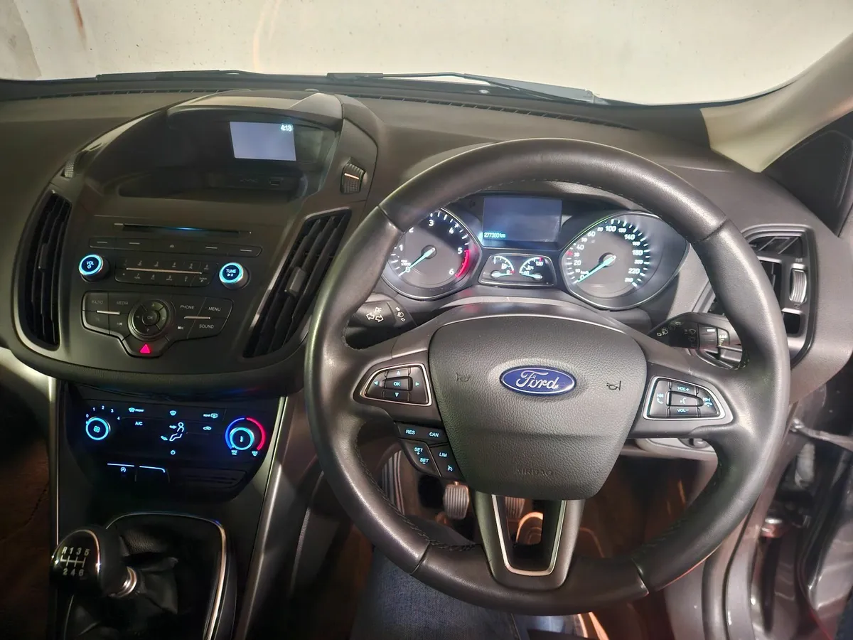 Ford Kuga 2019 - Image 2