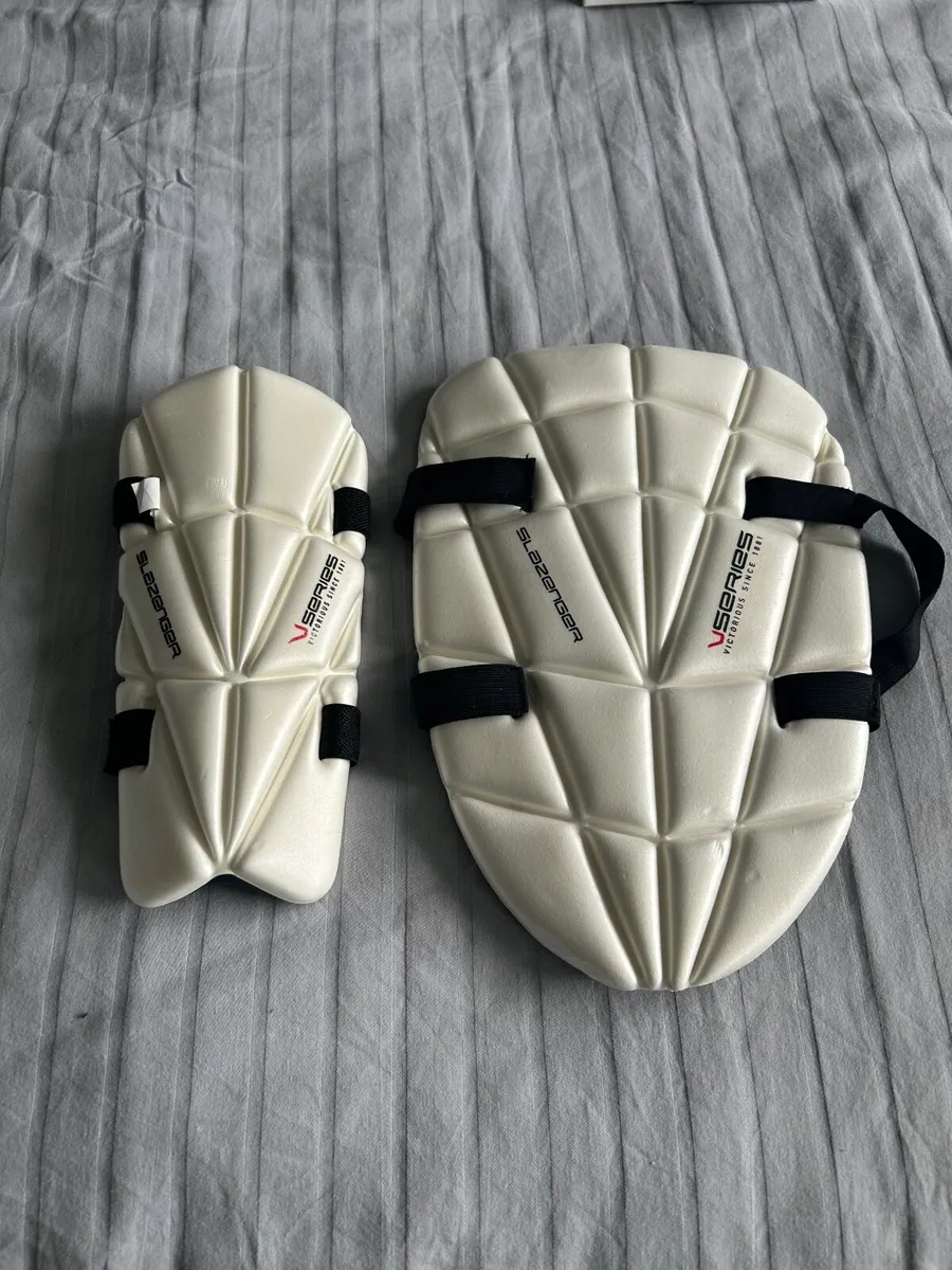 Cricket Gear - Image 4