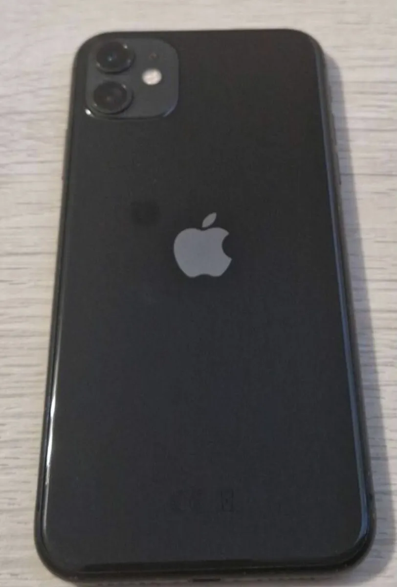 iPhone 11 - Image 1