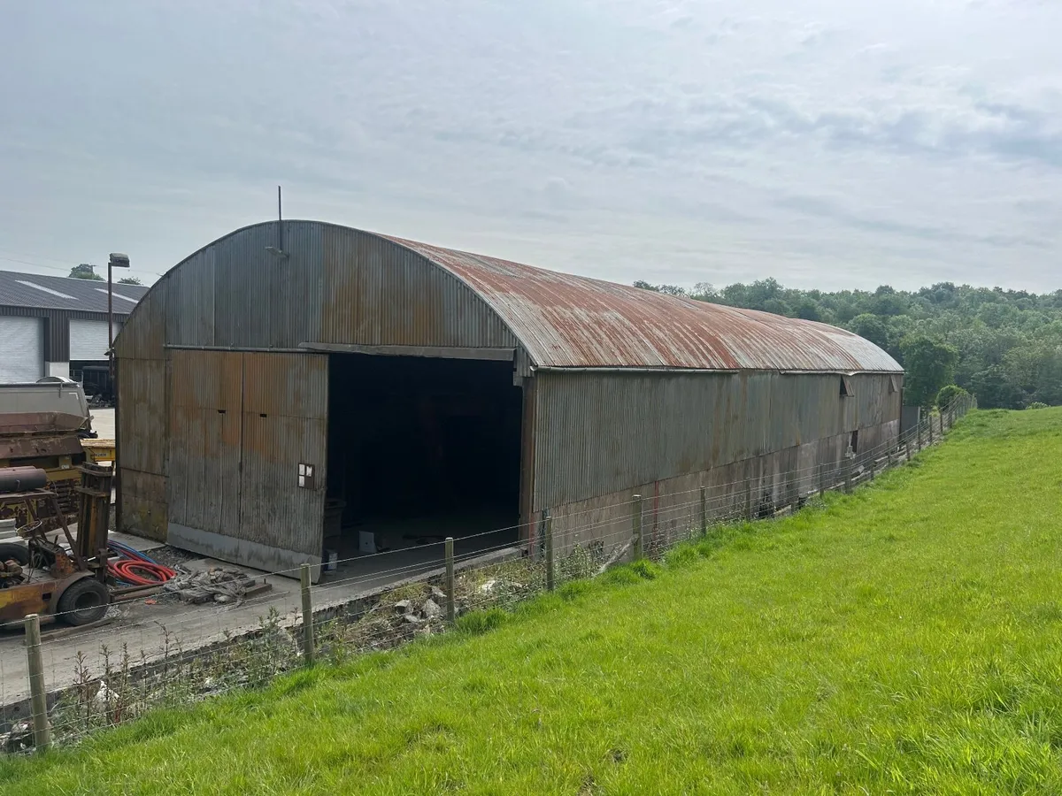 Shed /Garage - Image 1