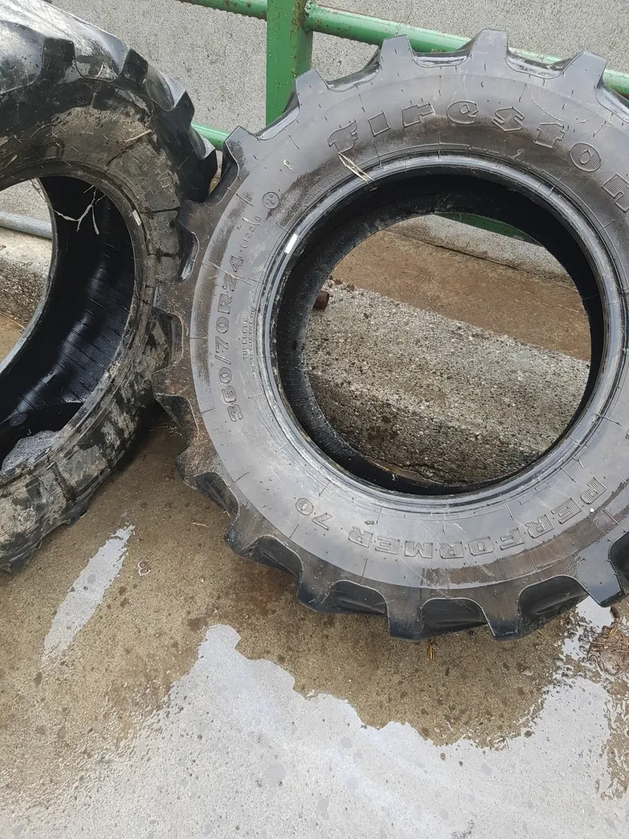 Tractor tires - Image 3