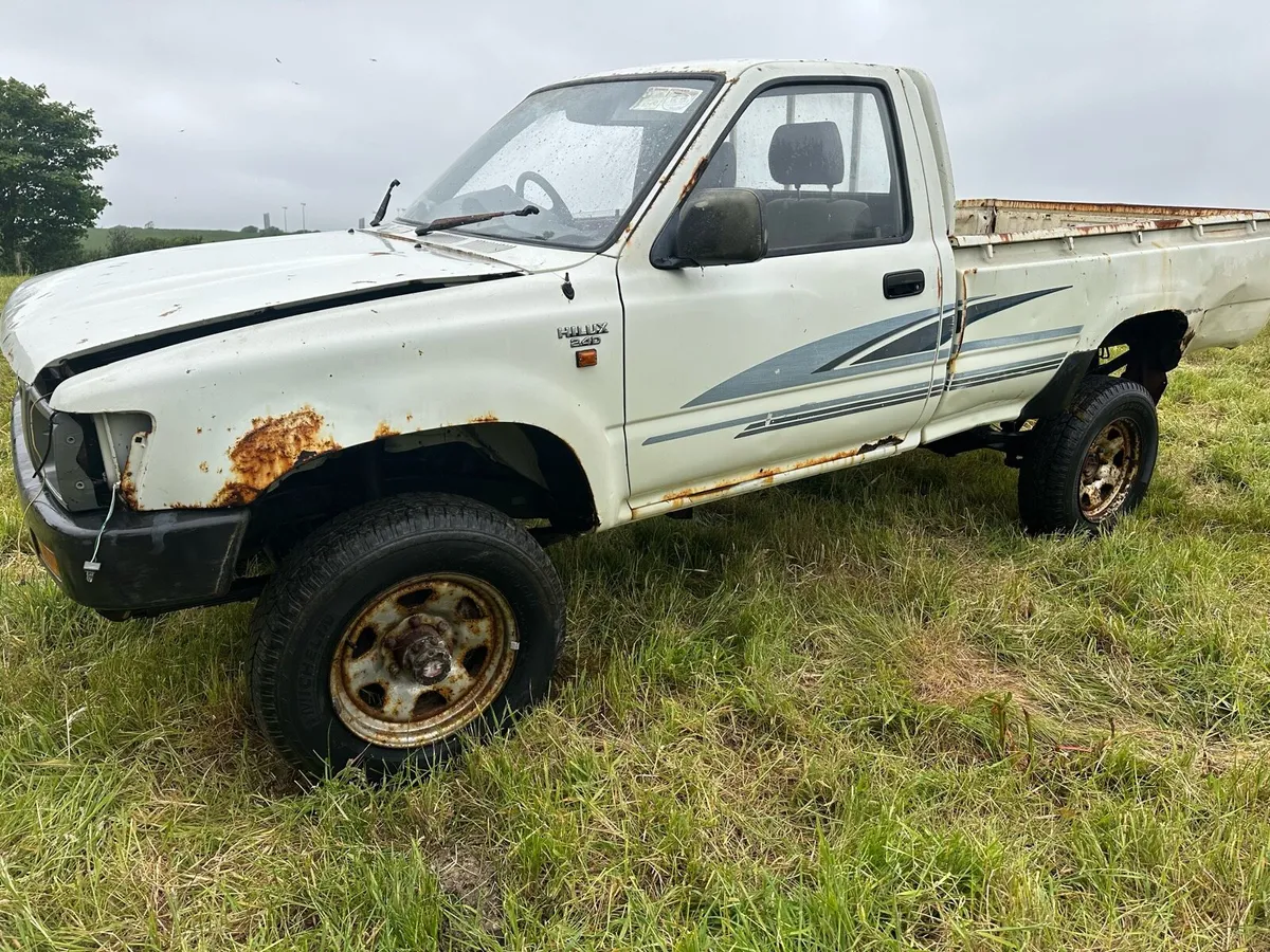 Toyota Hilux 1992 2.4 Hilux - Image 1