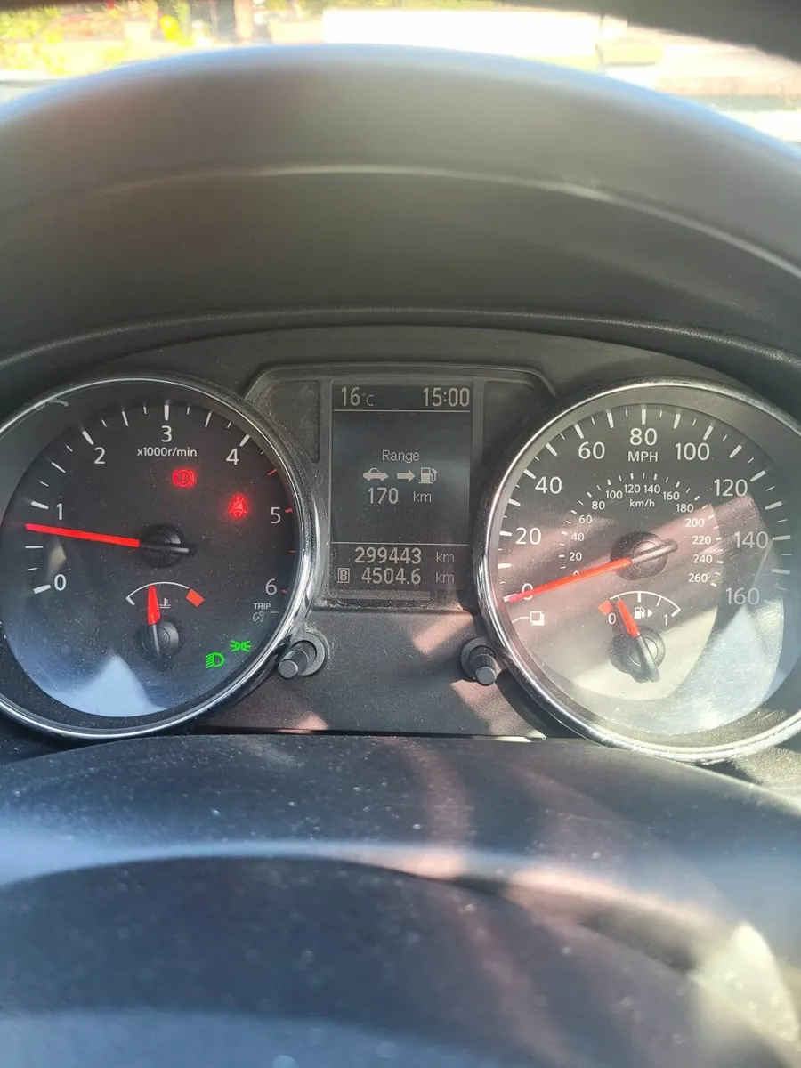Nissan Qashqai 2010 - Image 3