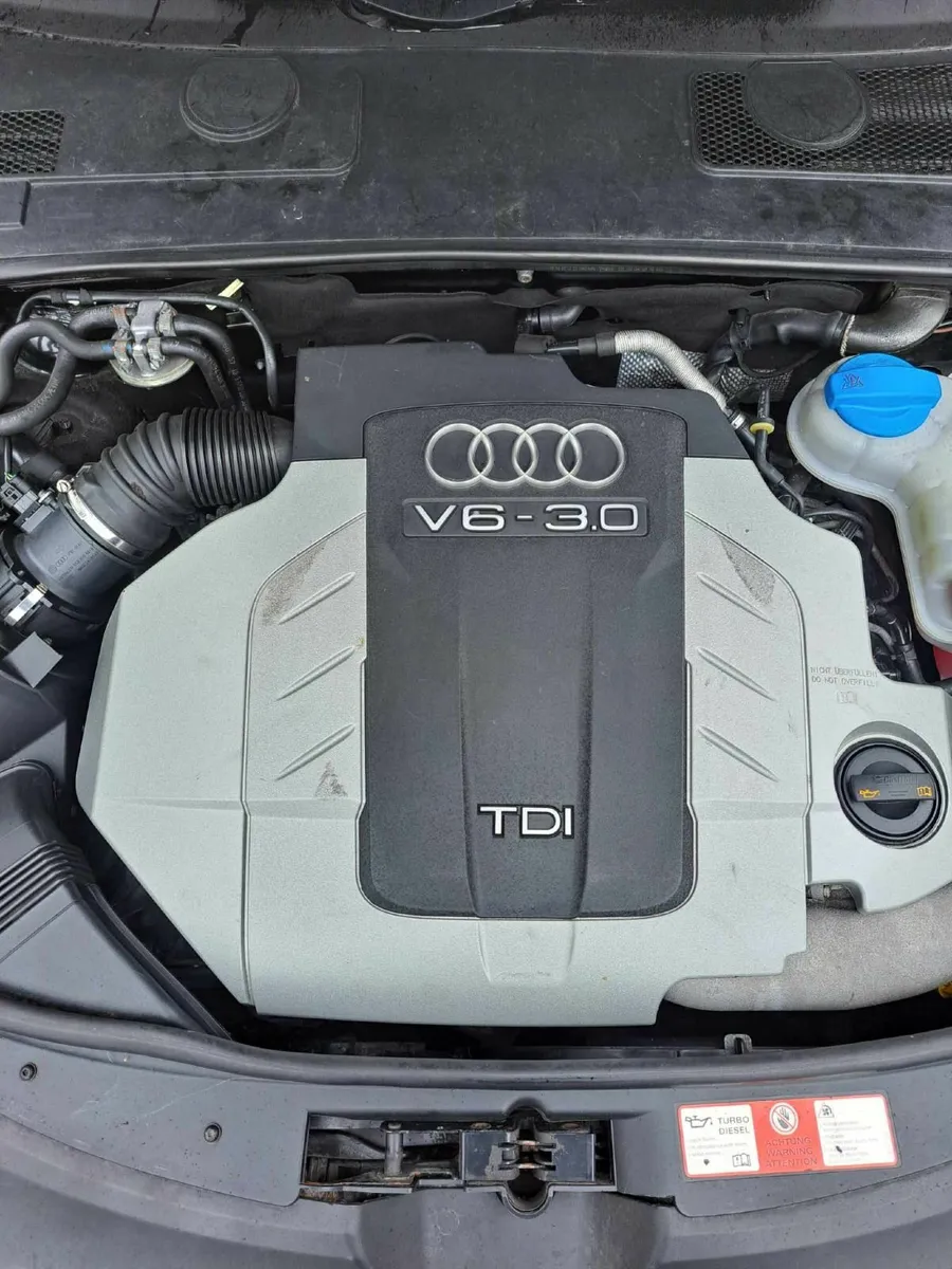 Audi A6 2010 - Image 2