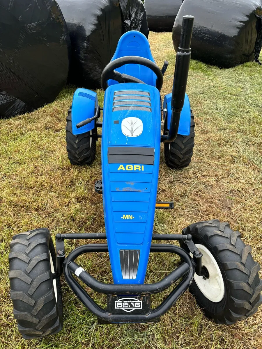 Berg/New Holland Go Cart & attachments - Image 2