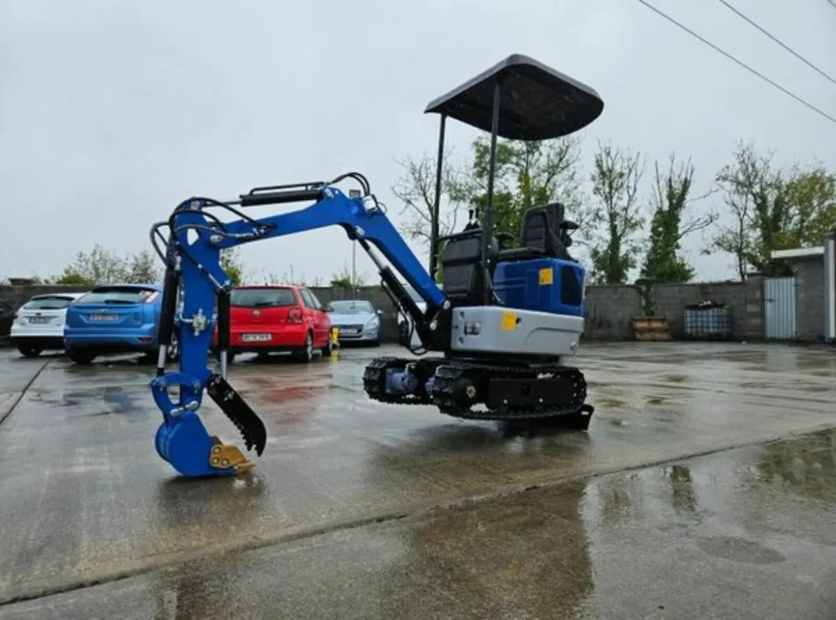 Rippa R10-5.. 1 Ton Micro Excavator - Image 1