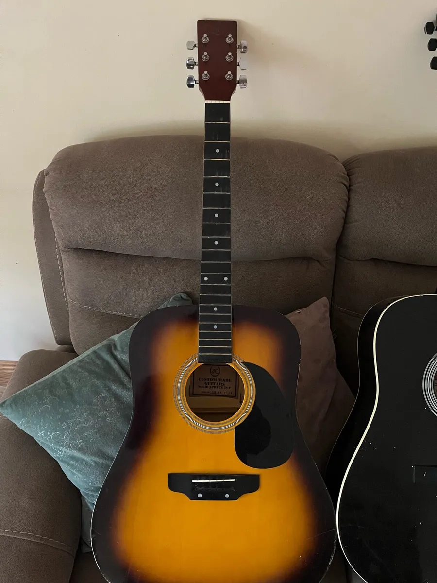4 acoustic guitars - Image 2