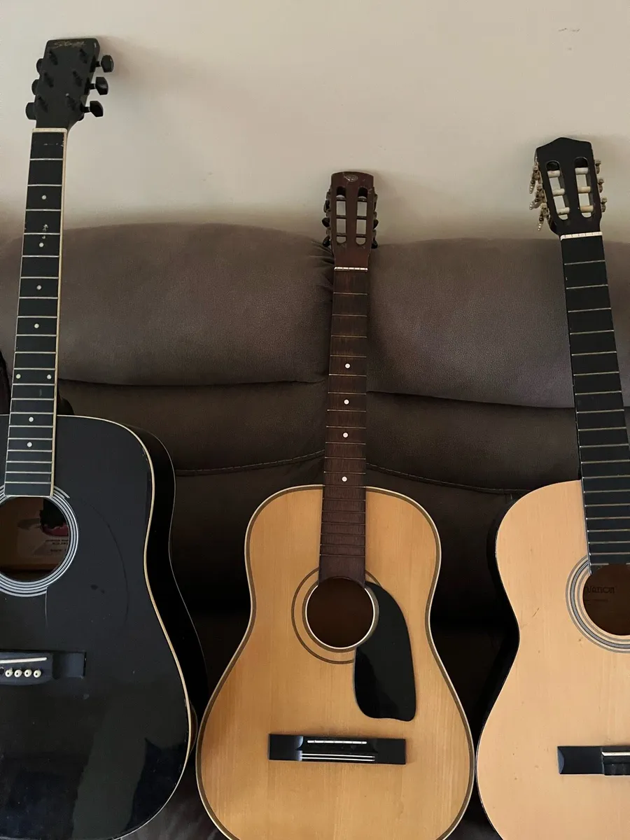 4 acoustic guitars - Image 4