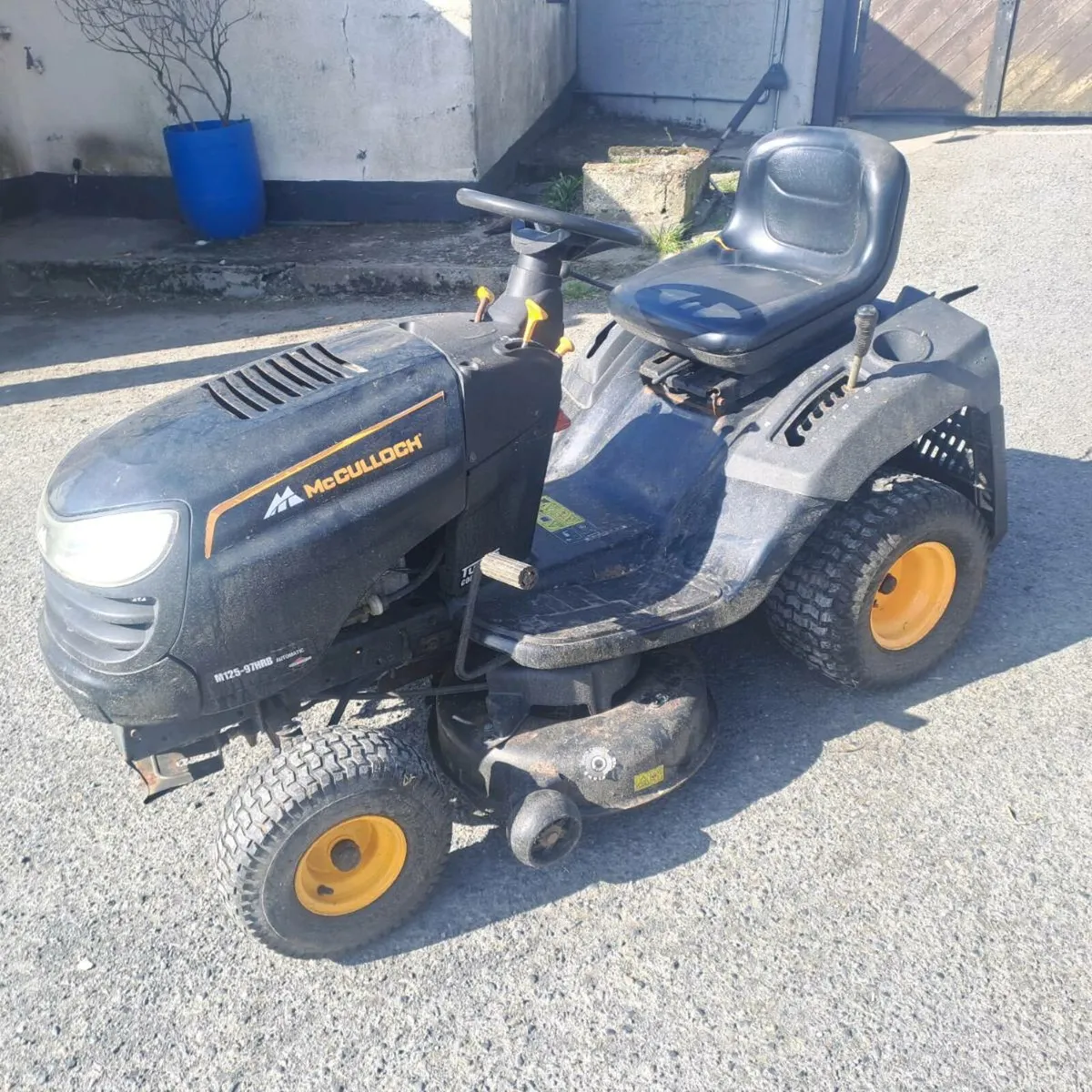 Ride on lawnmower - Image 3