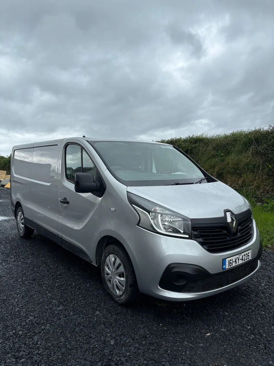 Renault traffic 2016 - Image 1