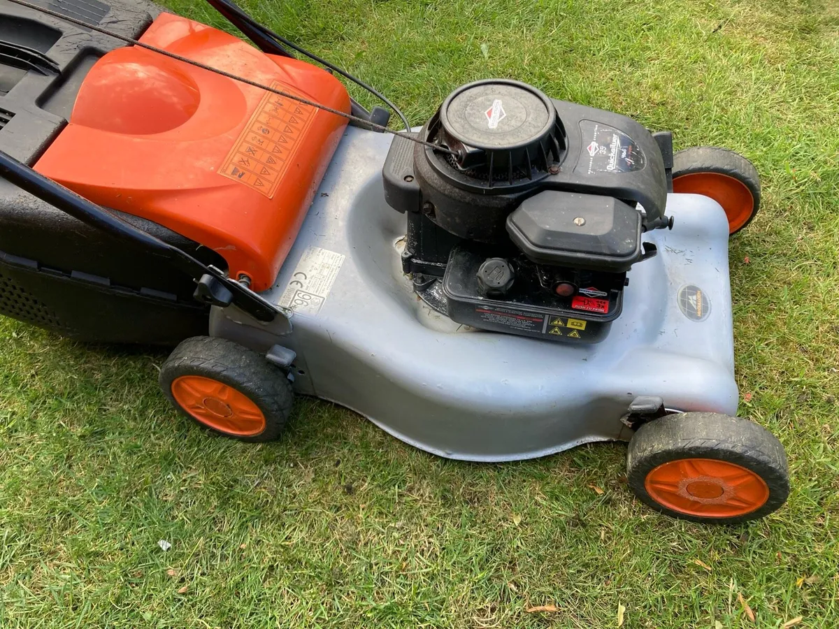 Lawnmower - Image 3