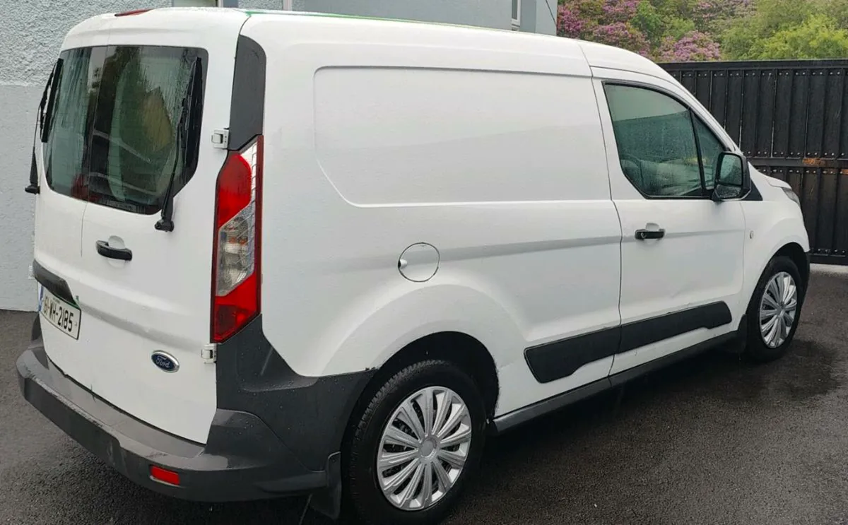 161 Ford Transit Connect NO VAT - Image 4