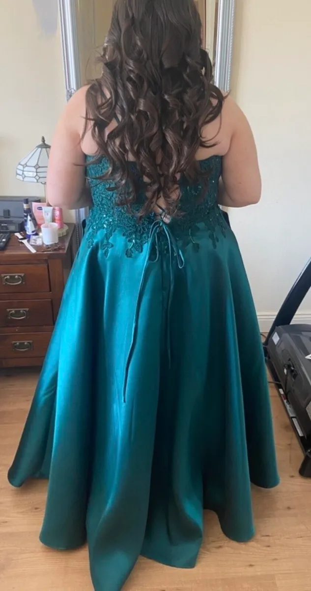 Debs Dress - Image 2