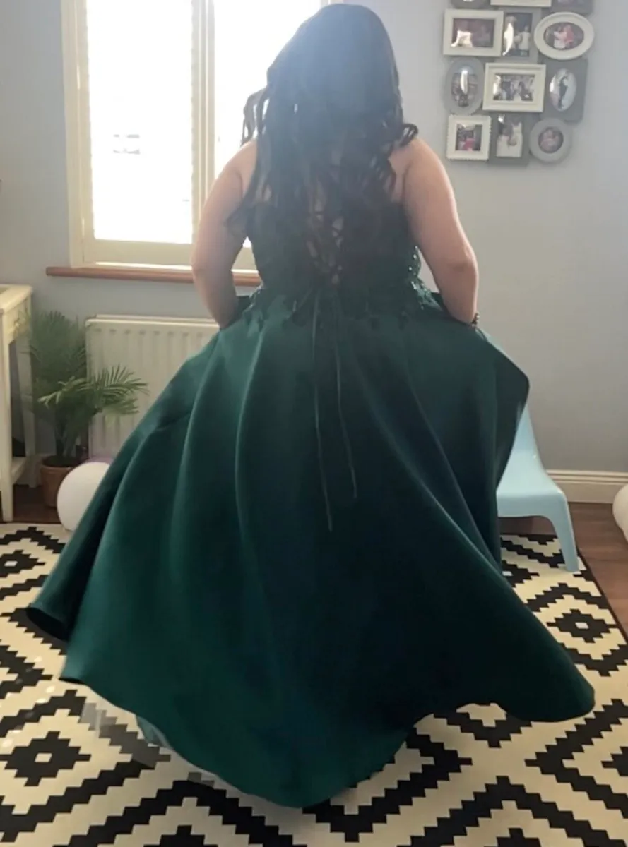 Debs Dress - Image 3