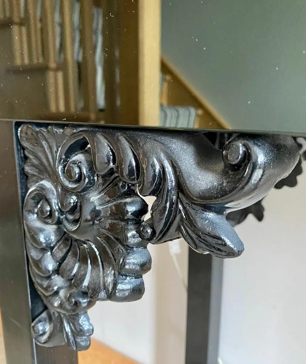 Black gloss Console table and Mirror - Image 2