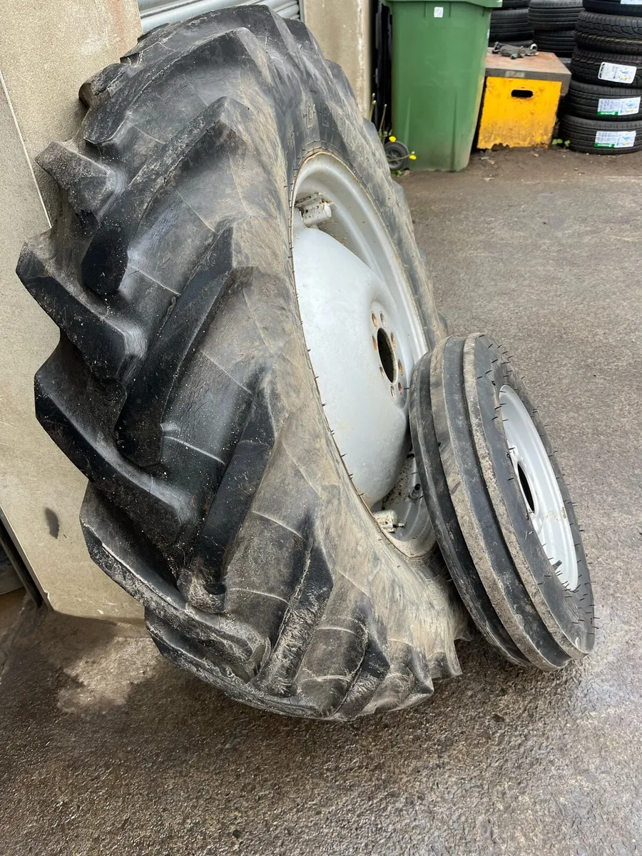 Tractor wheels - Image 3
