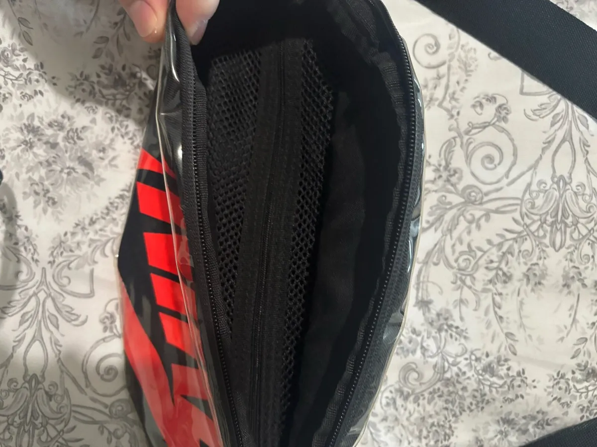 Nike sidebag - Image 2