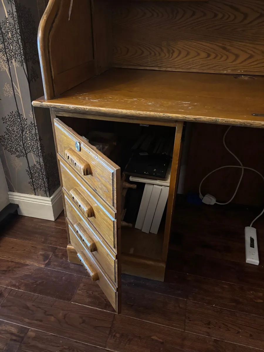 Antique style writing desk - Image 4