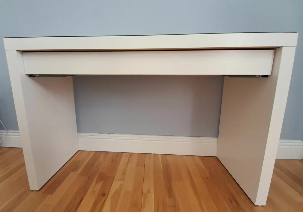 White Malm Dressing Table with Brand New Mirror - Image 3