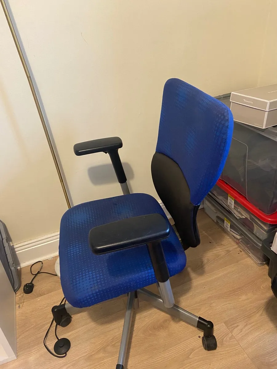 Office chair - Image 3