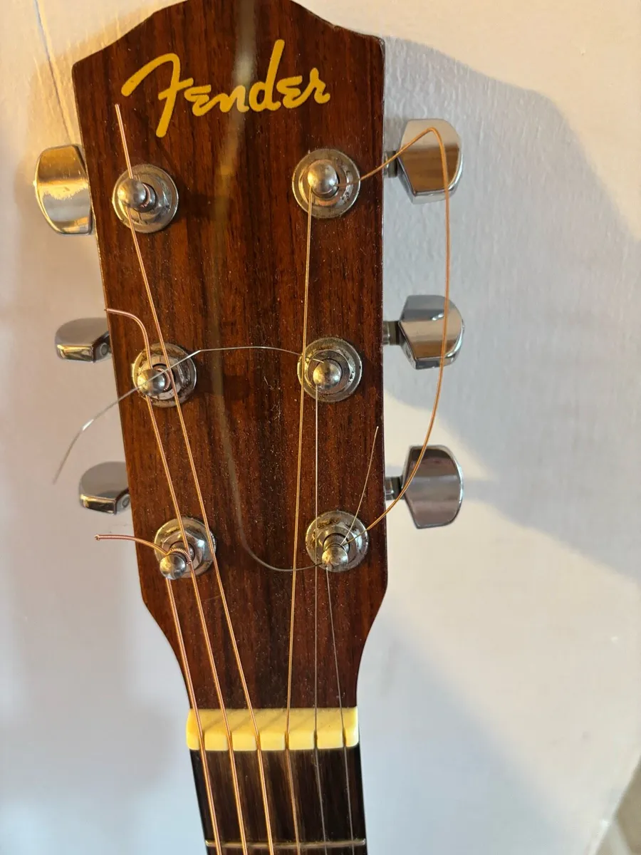 Fender acoustic guitar - Image 2