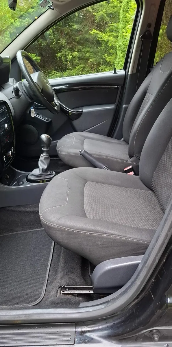 13, Dacia Duster , SIGNATURE,   Spotless - Image 2
