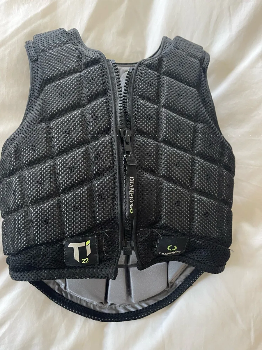 Champion Titanium Back Protector - Image 2