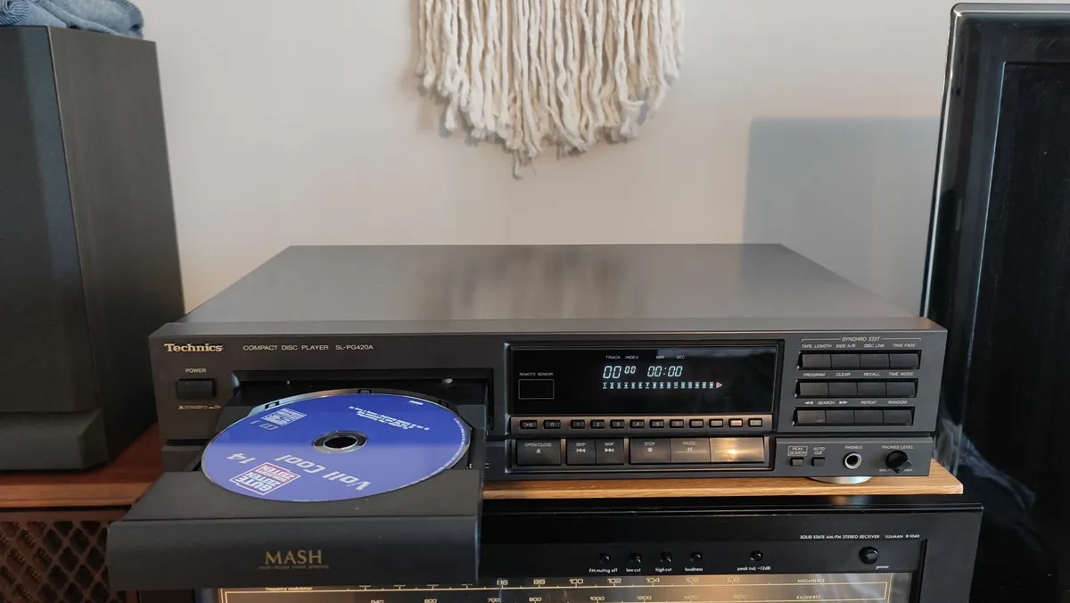TECHNICS SL-PG420A, CD Player.Cleaned.Perfect Cond - Image 2