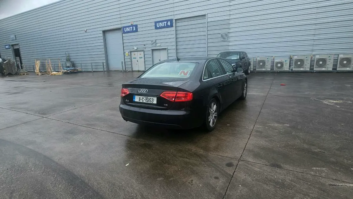 Audi A4 2011 6-speed high spec - Image 2