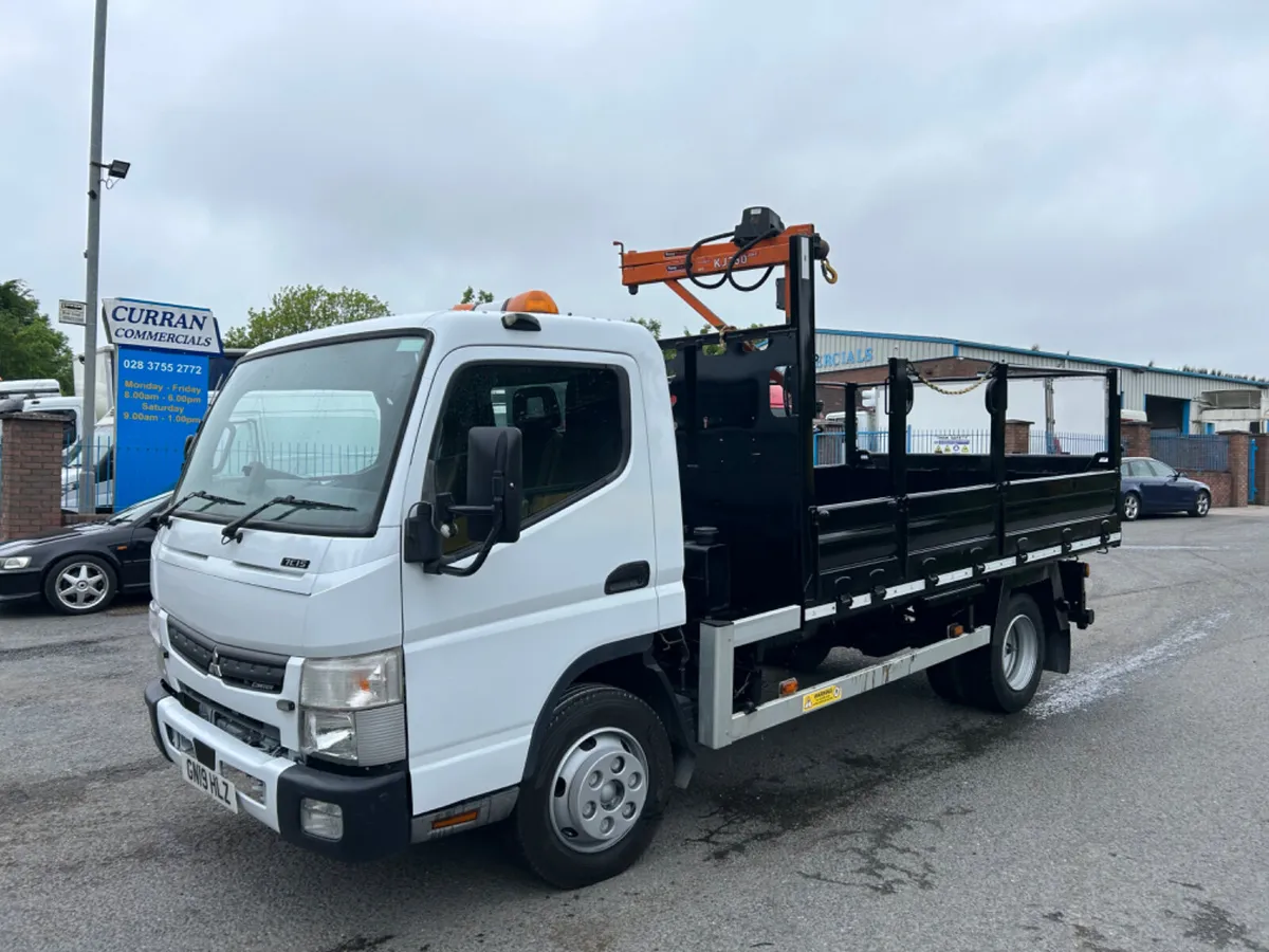 2019 Mitsubishi canter 7.5 ton manual tipper - Image 1