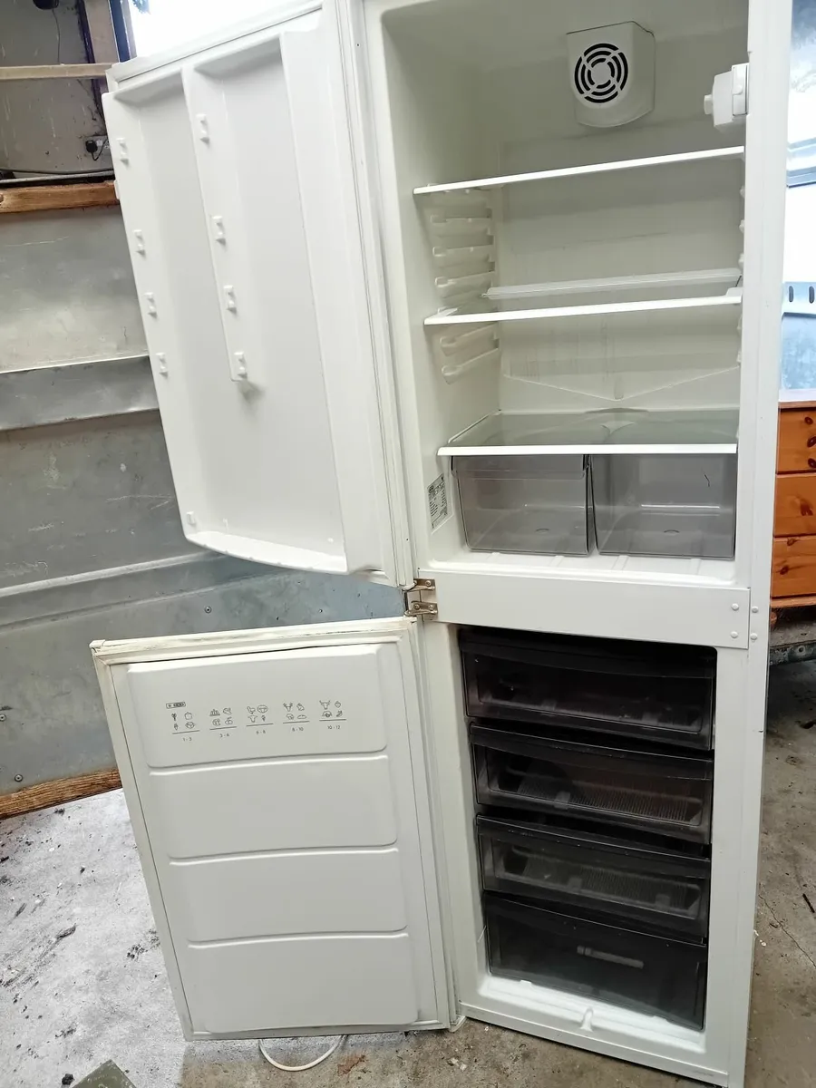Fridge freezer - Image 3