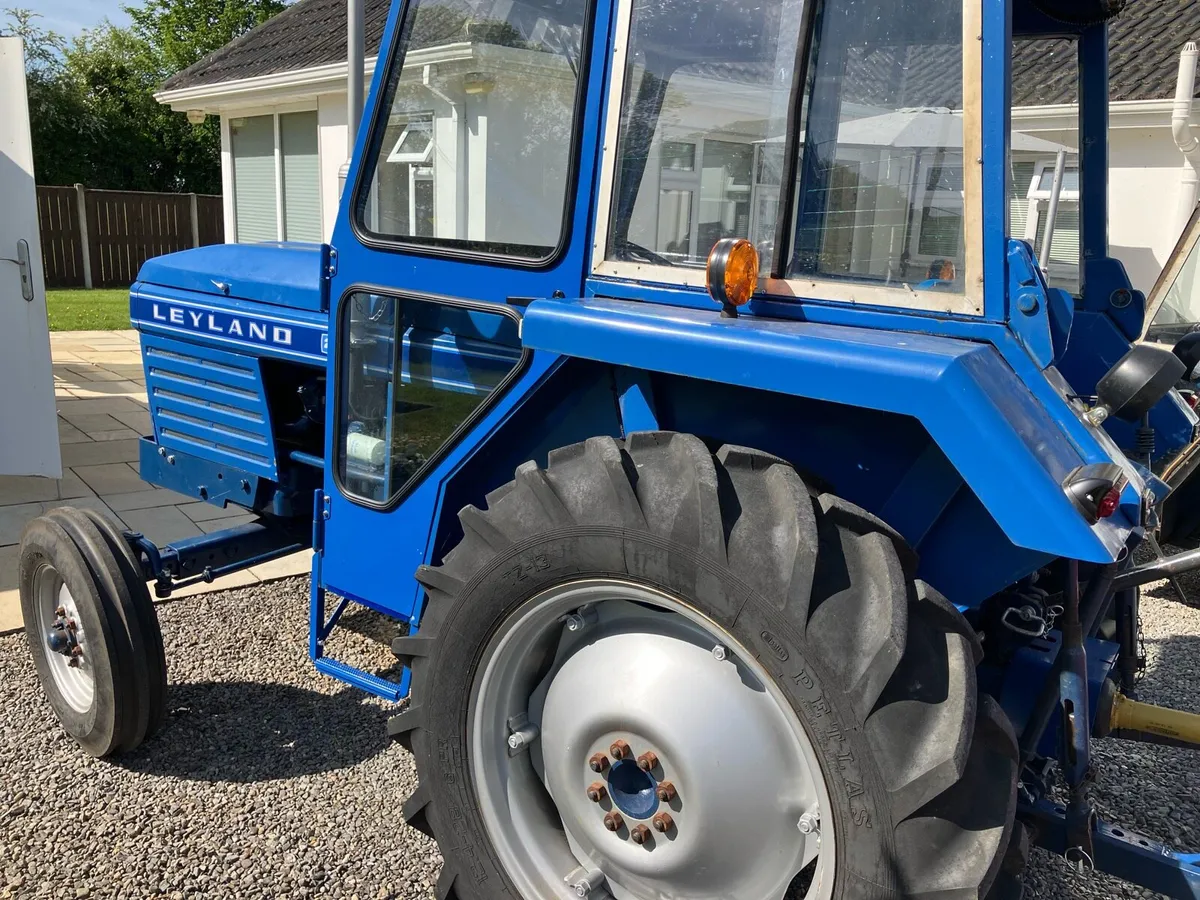 Leyland 245 Tractor - Image 3