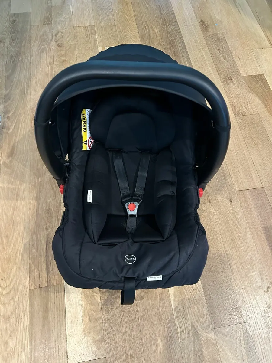 Baby Elegance Infant / Baby Car Seat & Isofix base - Image 4