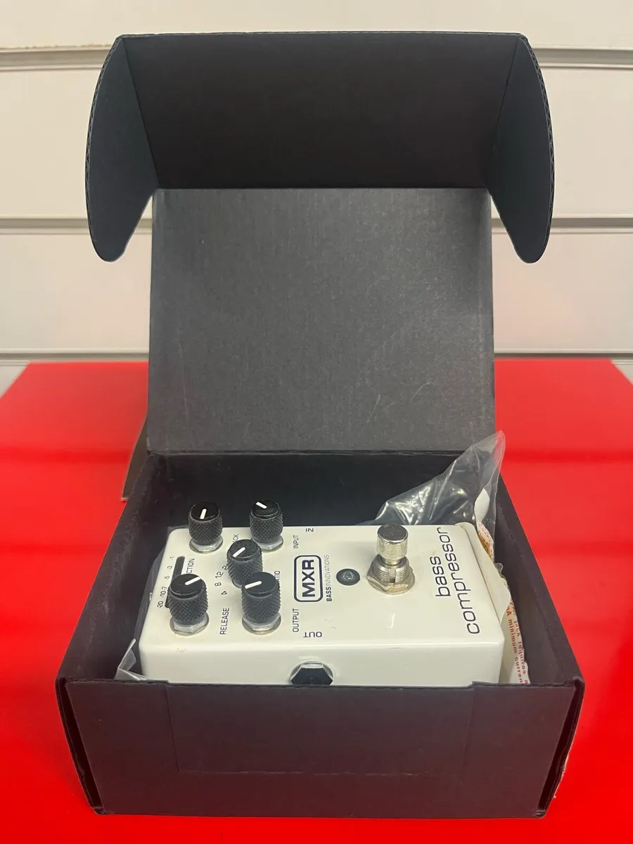 MXR M87 Bass Compressor - Image 1