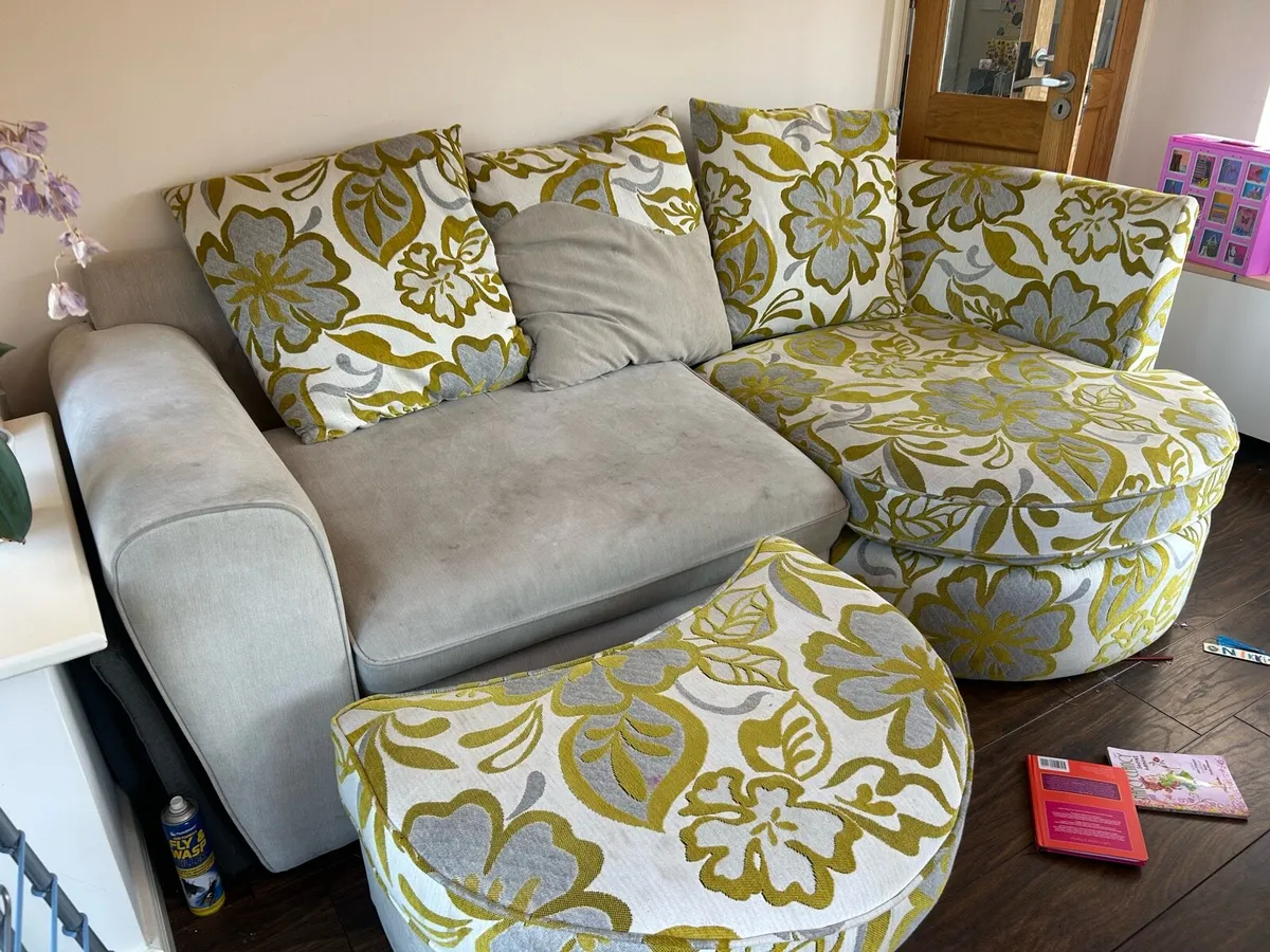Couch - Image 3
