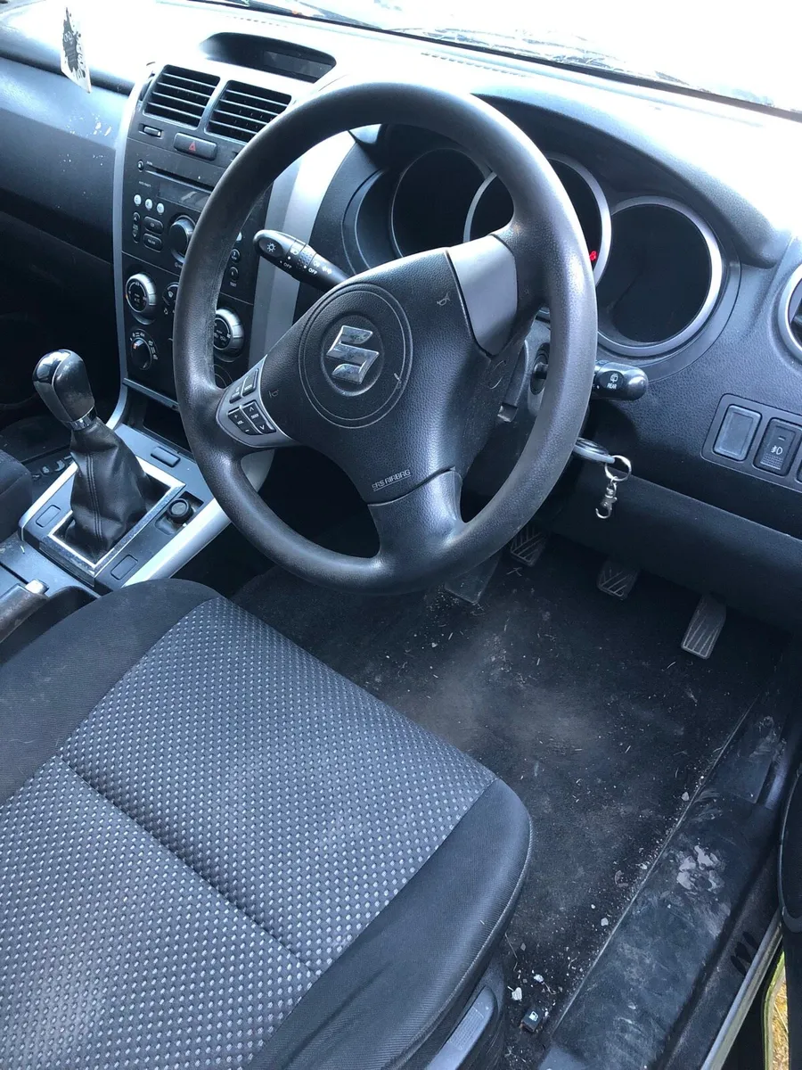 2007 Suzuki Grand Vitara - Image 4