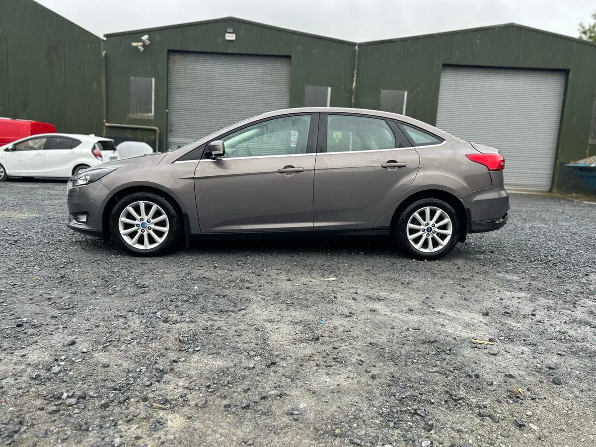 2016 Ford focus Diesel - Image 4
