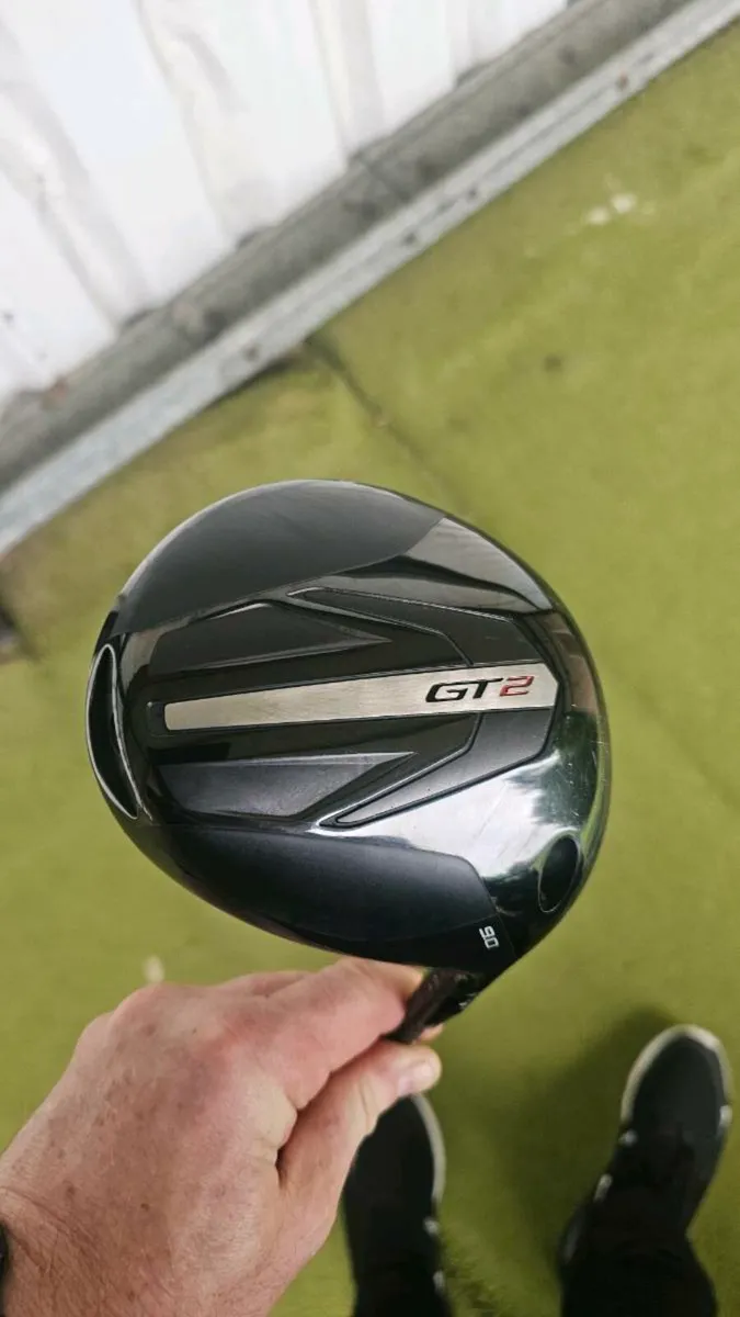 Titleist gt2 driver 9 degree - Image 1